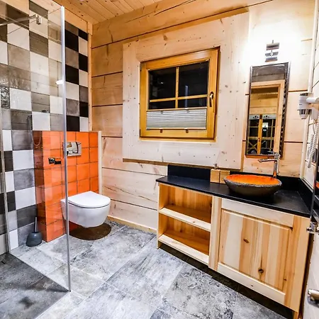 Osada Na Budzowskim Wierchu בקתה זקופאנה